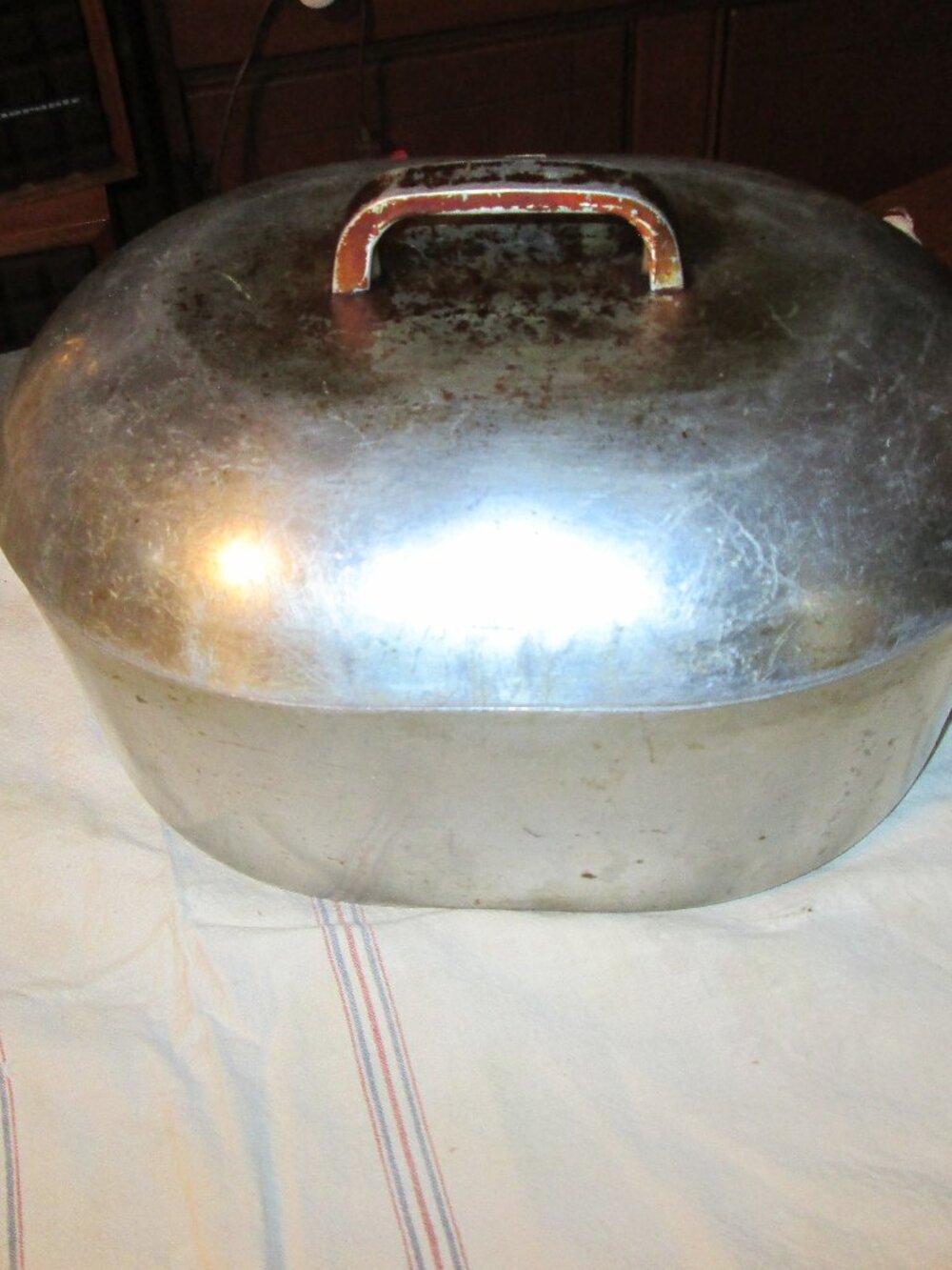 Vtg 16 in cast aluminum roast pan 1930s dome lid heavy cast aluminum